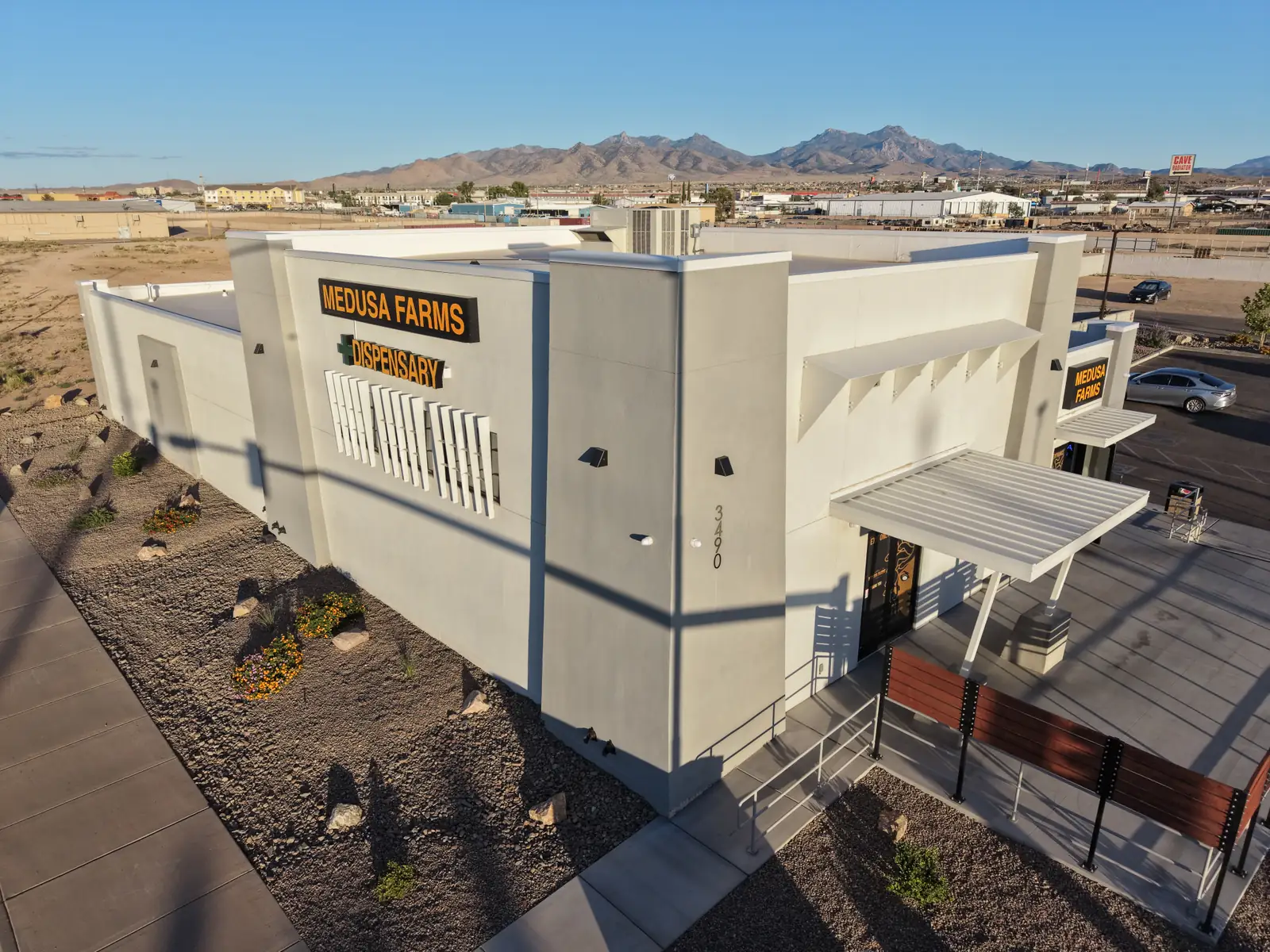Medusa Farms, Kingman, AZ