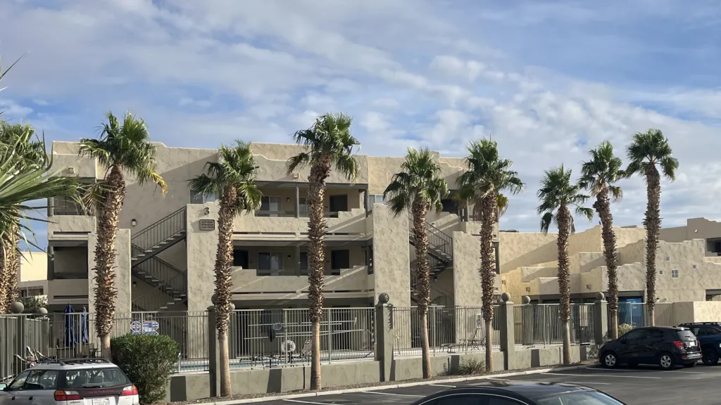 Silver Cliffs Apartments, Bullhead City, AZ