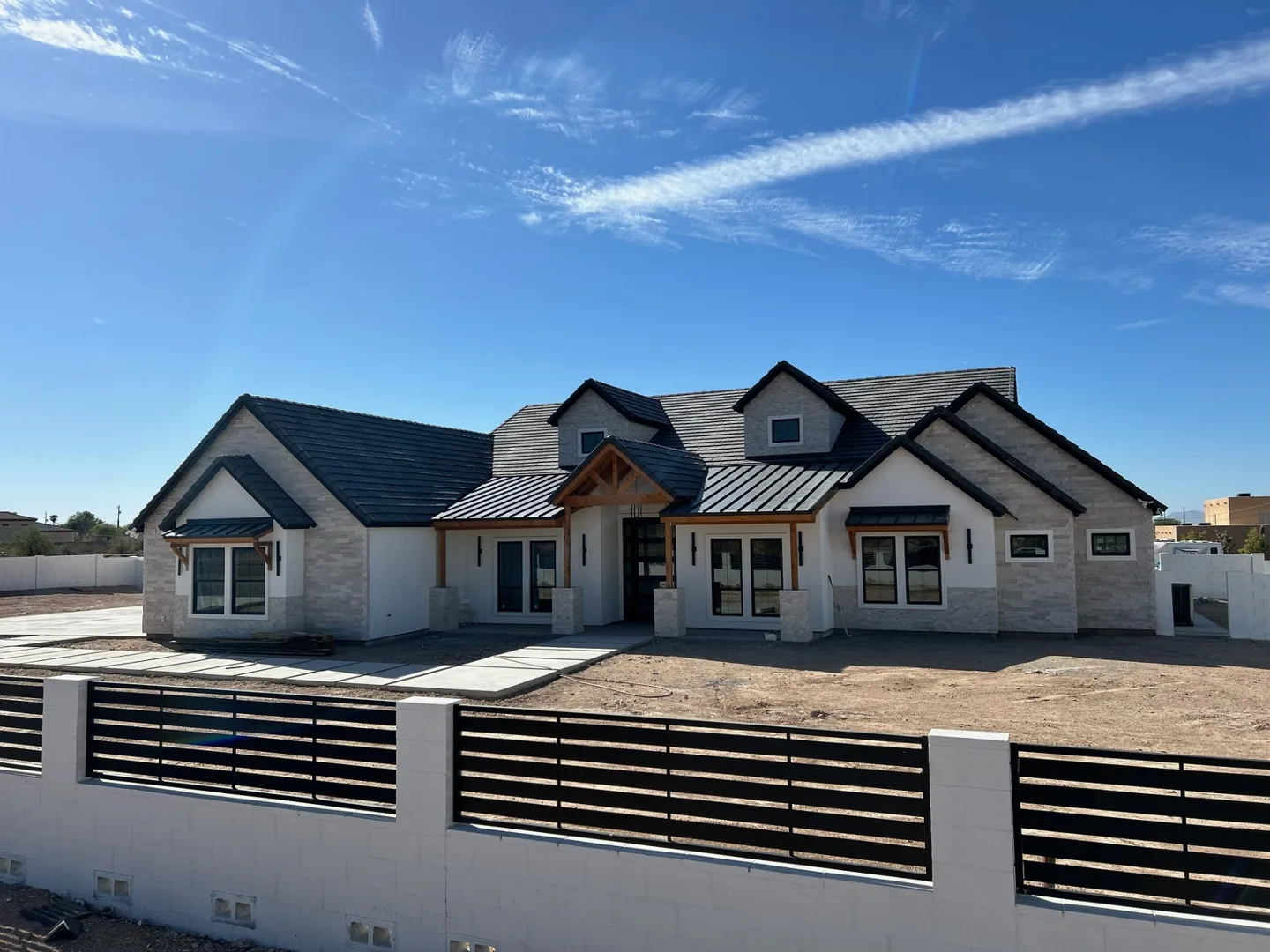 Custom Home — Surprise, AZ